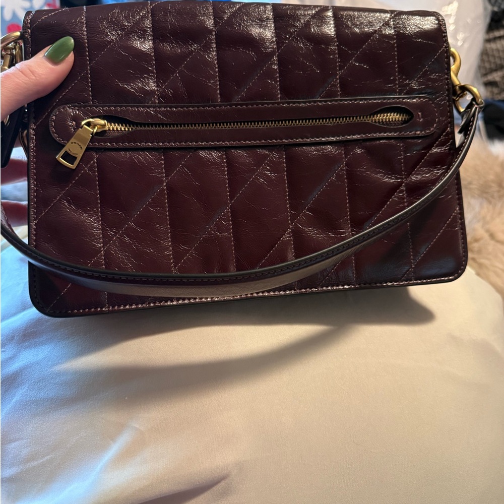 Coach Tabby Quilted Leather Shoulder Bag in Black Currant with Gold Chain - Picture 4 of 8